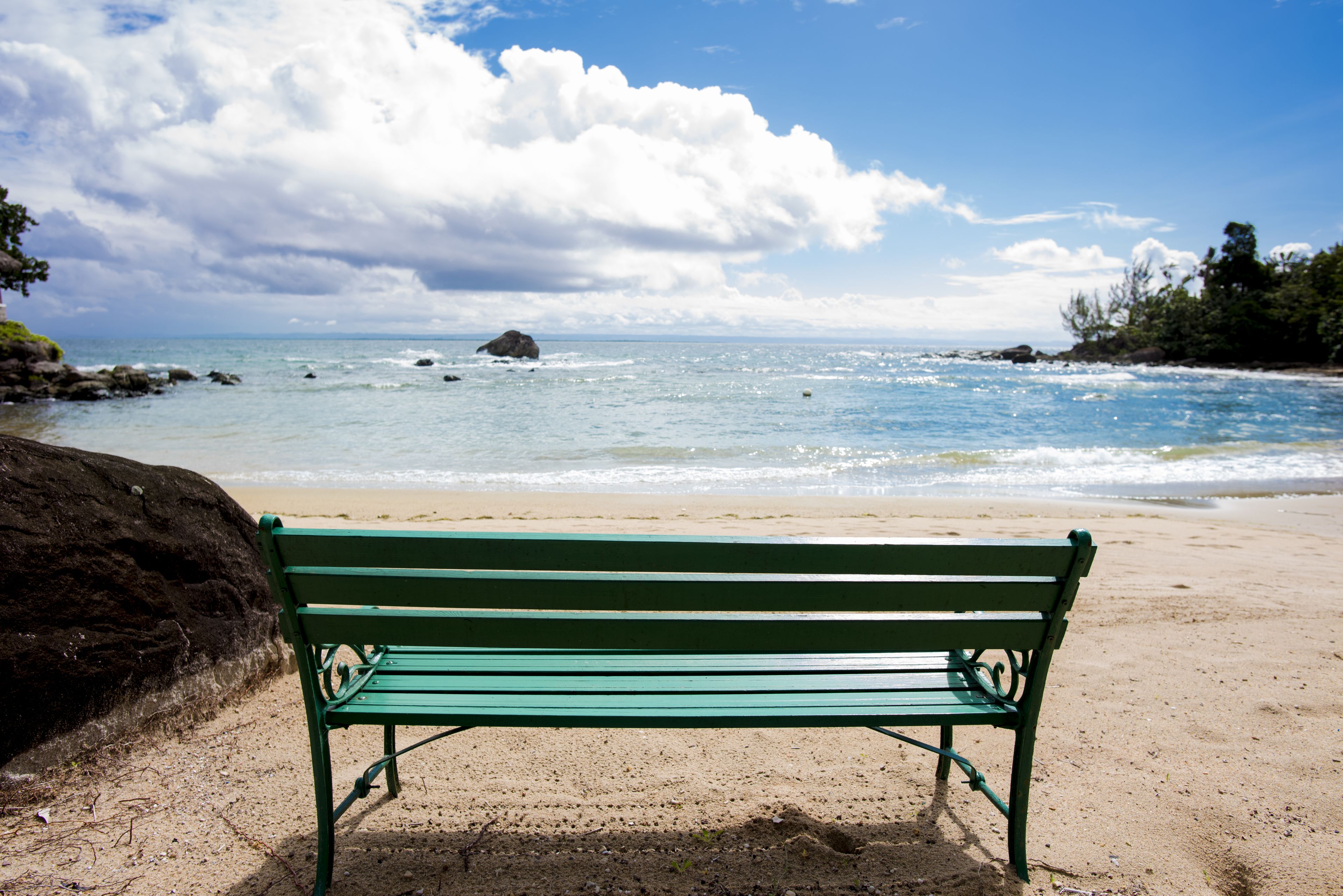on the beach, white sand, beach towels, snorkelling