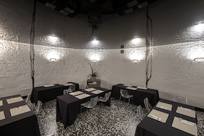 Daily buffet breakfast (EUR 19 per person)