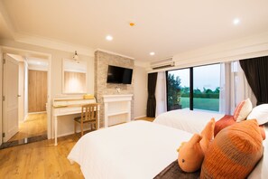 Deluxe Mountain View | Minibar, escritorio, camas supletorias y wifi gratis