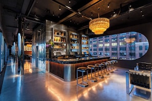 Bar (on property) - Dream Downtown, by Hyatt (New York)