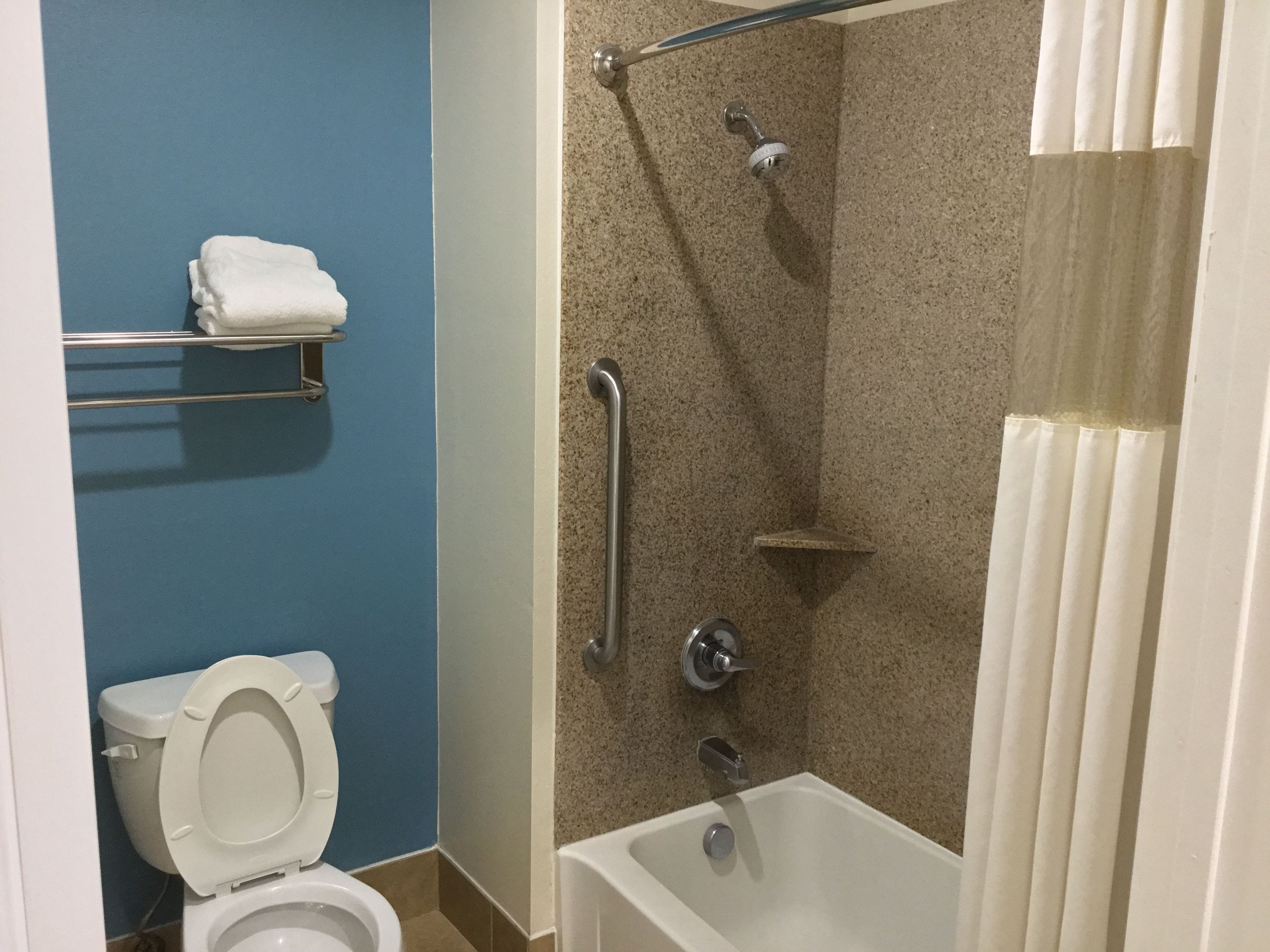 Photo - Days Inn by Wyndham Humble/Houston Intercontinental Airport