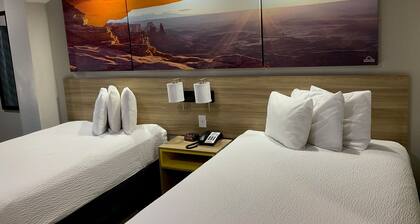 Days Inn by Wyndham Humble/Houston Intercontinental Airport