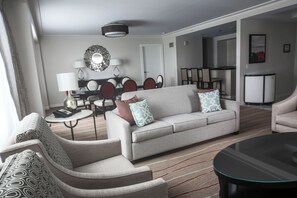 Pillow-top beds, desk, iron/ironing board, free WiFi