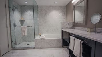 Presidential Suite | Bathroom