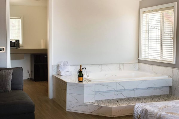 Bain à remous intérieur