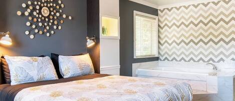 Romantisches Zimmer | 1 Schlafzimmer, hochwertige Bettwaren, individuell dekoriert