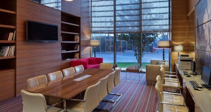 Hampton by Hilton Bursa