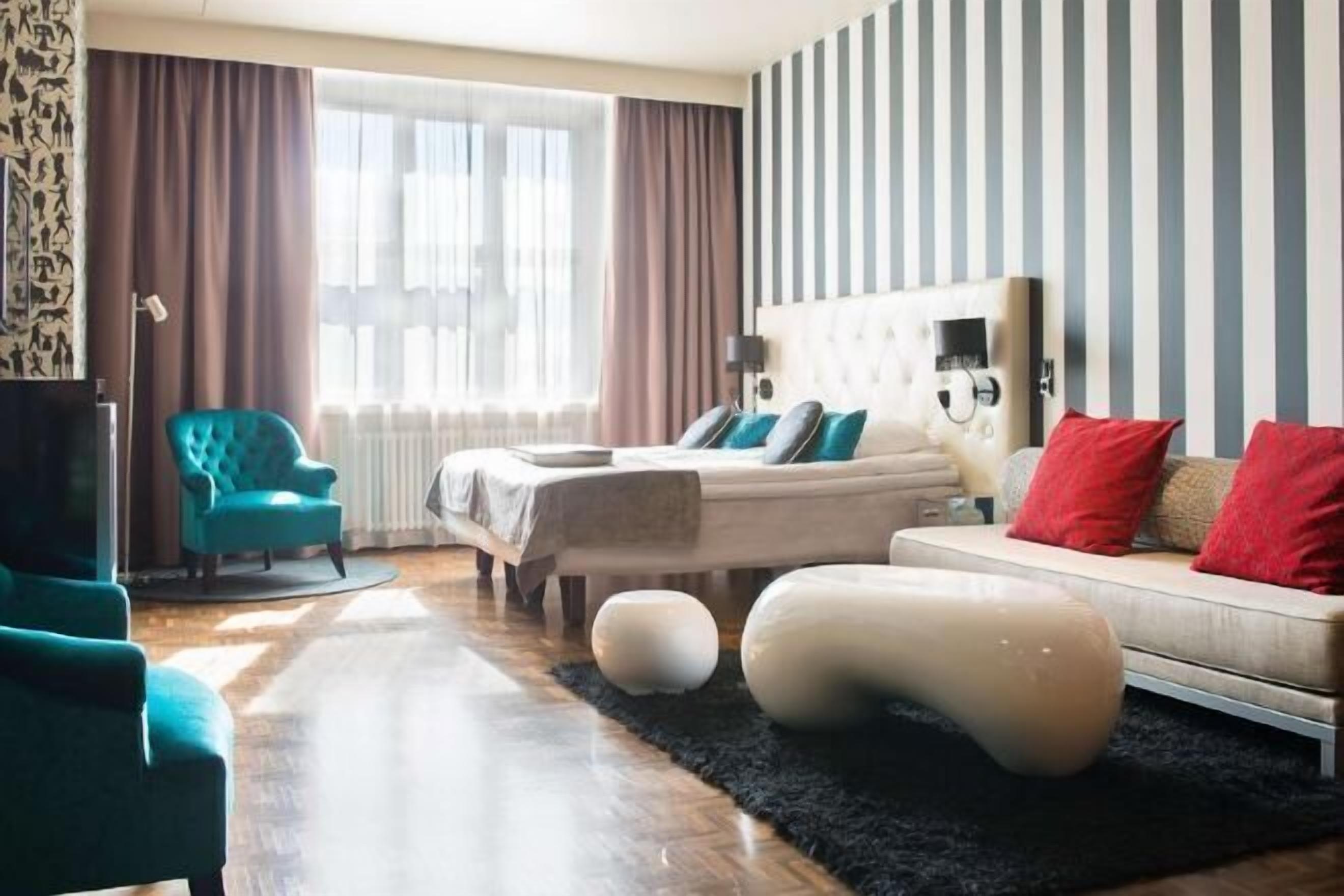 Een minibar, een kluis op de kamer, verduisterende gordijnen