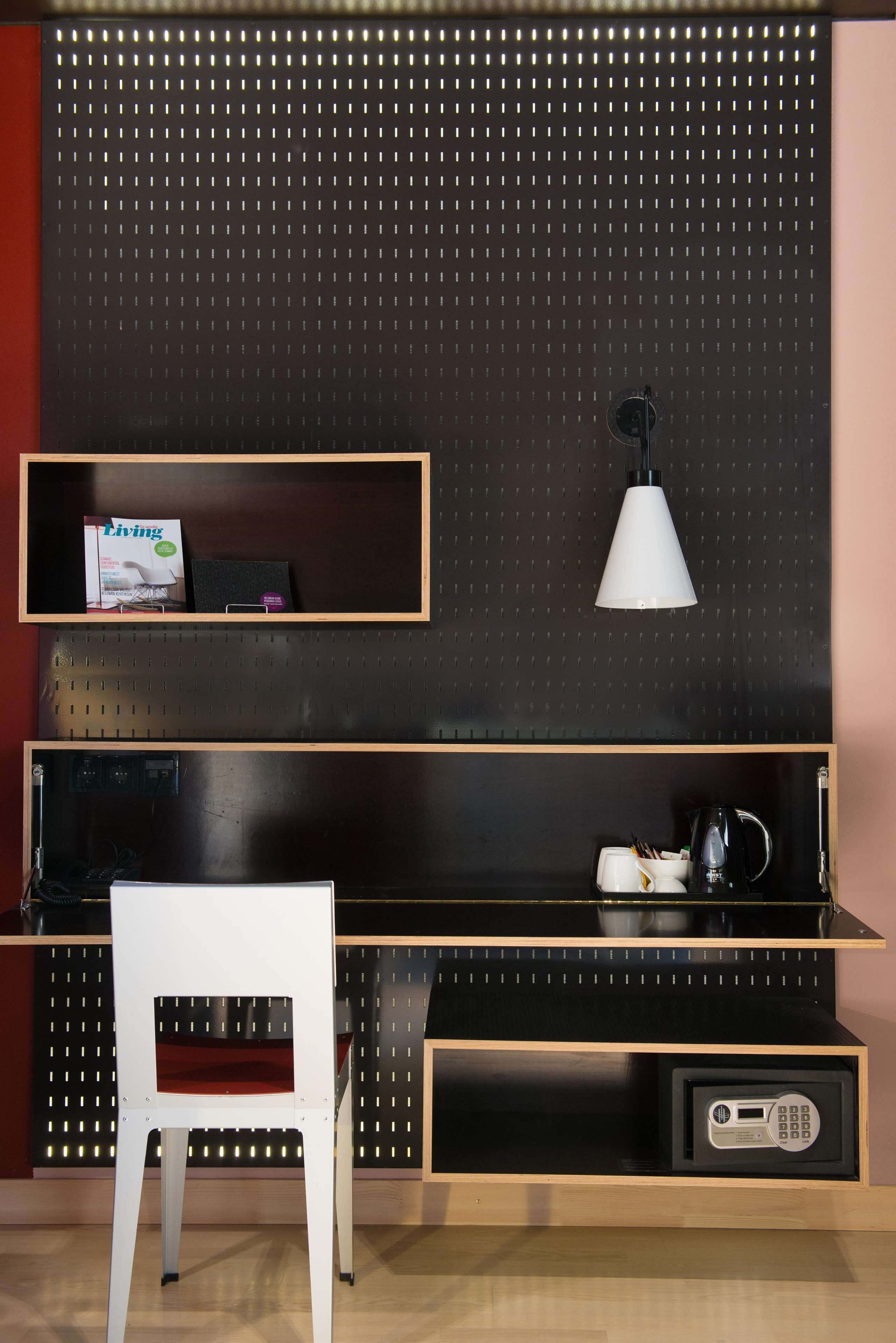 family room (superior) | minibar, in-room safe, blackout curtains, iron/ironing board