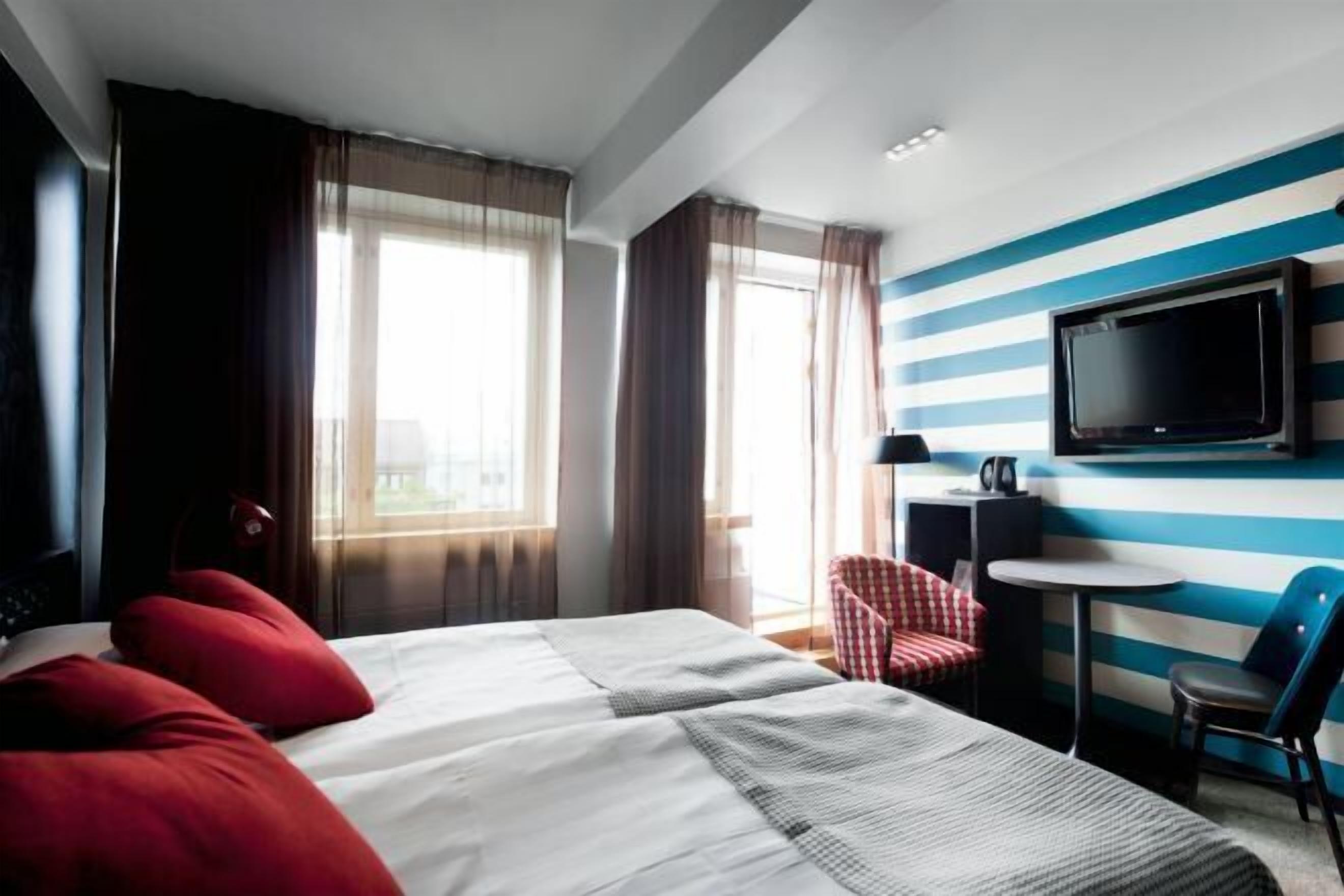 Een minibar, een kluis op de kamer, verduisterende gordijnen