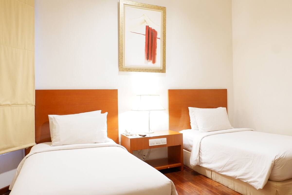 Superior Room, 2 Single Beds | Minibar, in-room safe, desk, free WiFi