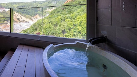 Premium Corner Twin with Open-Air Hot Spring Bath-West BLD - KAISEKI Dinner, Premium Set Breakfast | Bathroom | Free toiletries, hair dryer, slippers, bidet. Dai-ichi Takimotokan