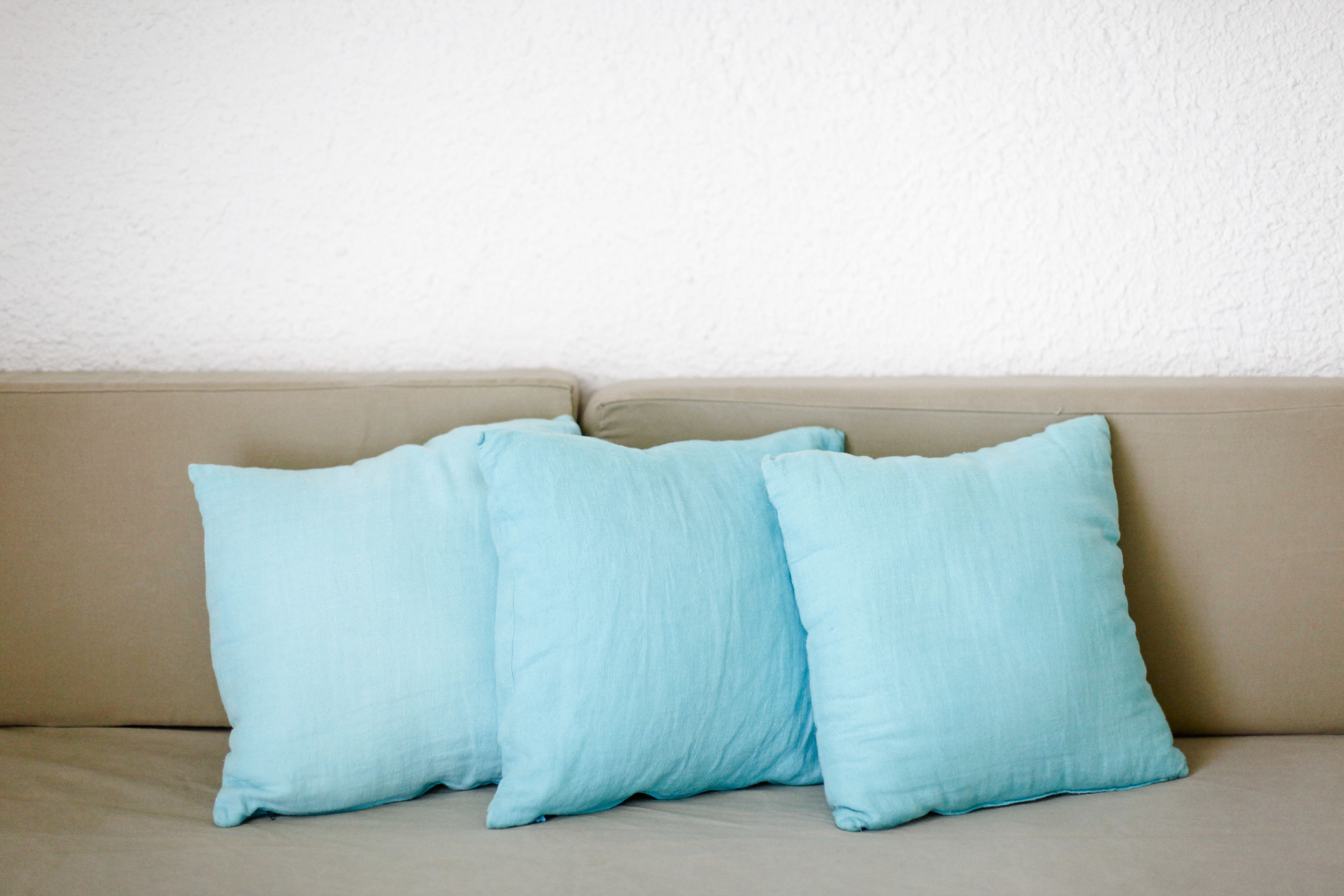 vista suite sea view | living room | lcd tv, ping pong, books