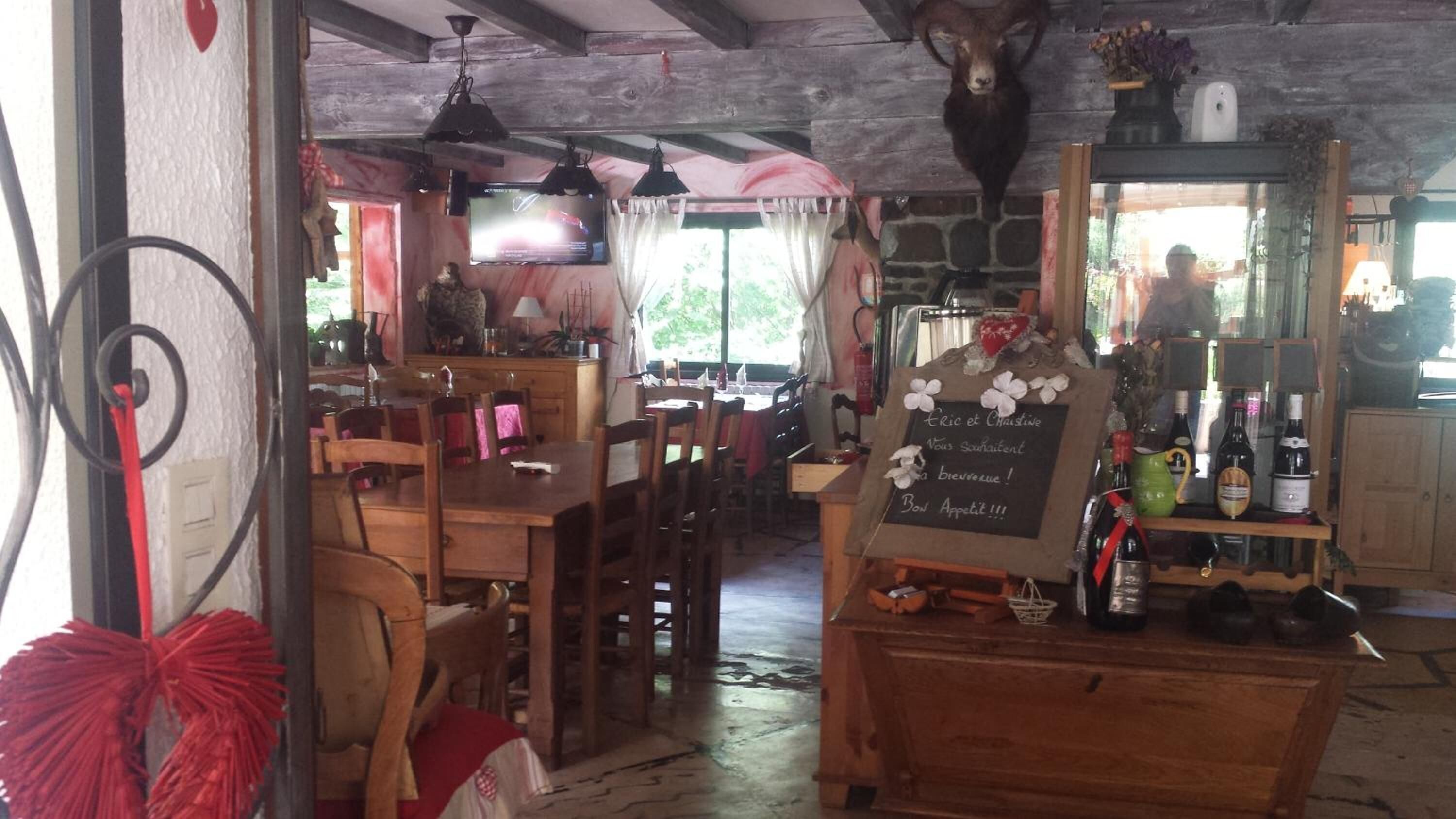 lunch and dinner served, local cuisine