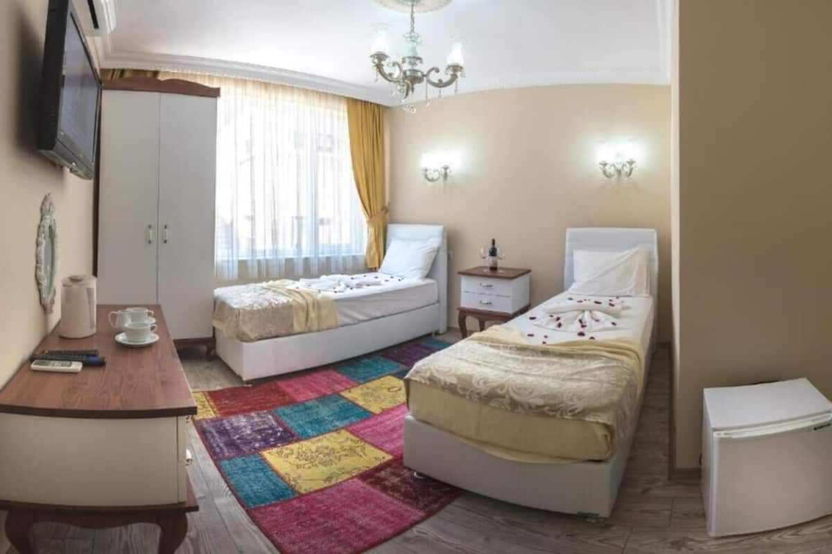 Premium bedding, in-room safe, desk, blackout curtains