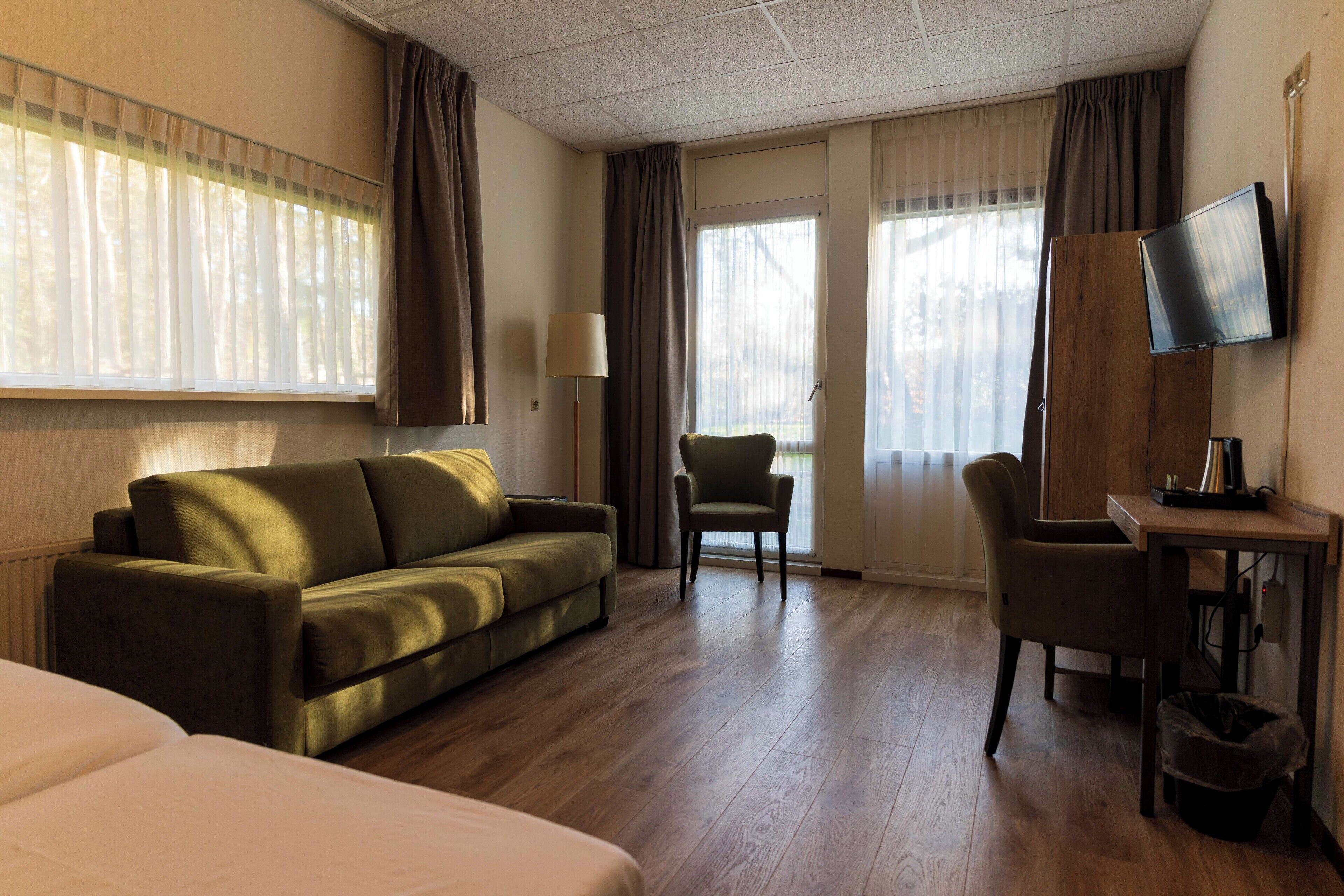 desk, blackout curtains, free wifi, bed sheets