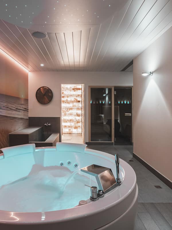 Salas para tratamentos a dois, banho turco/hammam, aromaterapia