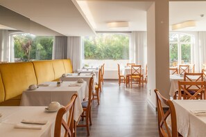 Daily buffet breakfast (EUR 5 per person)