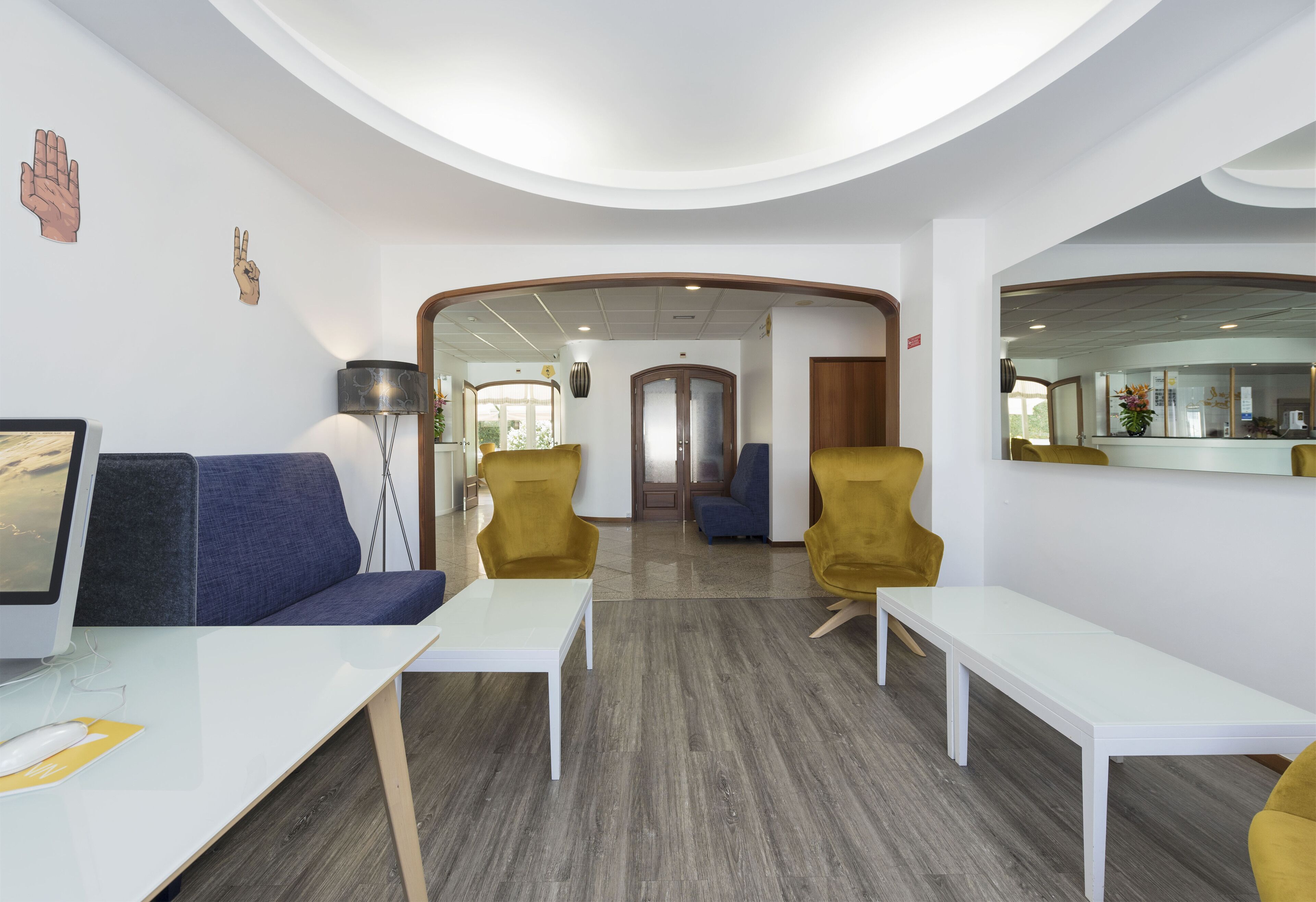 منطقة الجلوس في الردهة