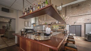 Bar (on property) - Boutique Hotel & Restaurant Cordial (Oss)