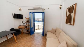 Superior Double Room, Sea View (Split Level) | Living area