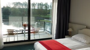 View from room - Hotel Golf Brunssummerheide (Brunssum)