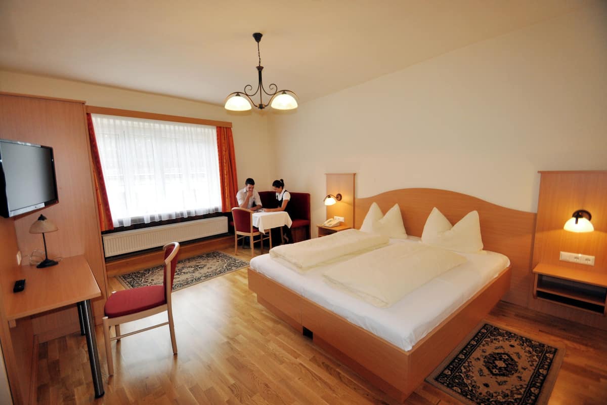 Habitación doble | Camas extra y wifi gratis