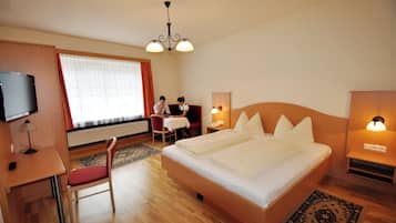 Doppelzimmer | Zustellbetten, kostenloses WLAN