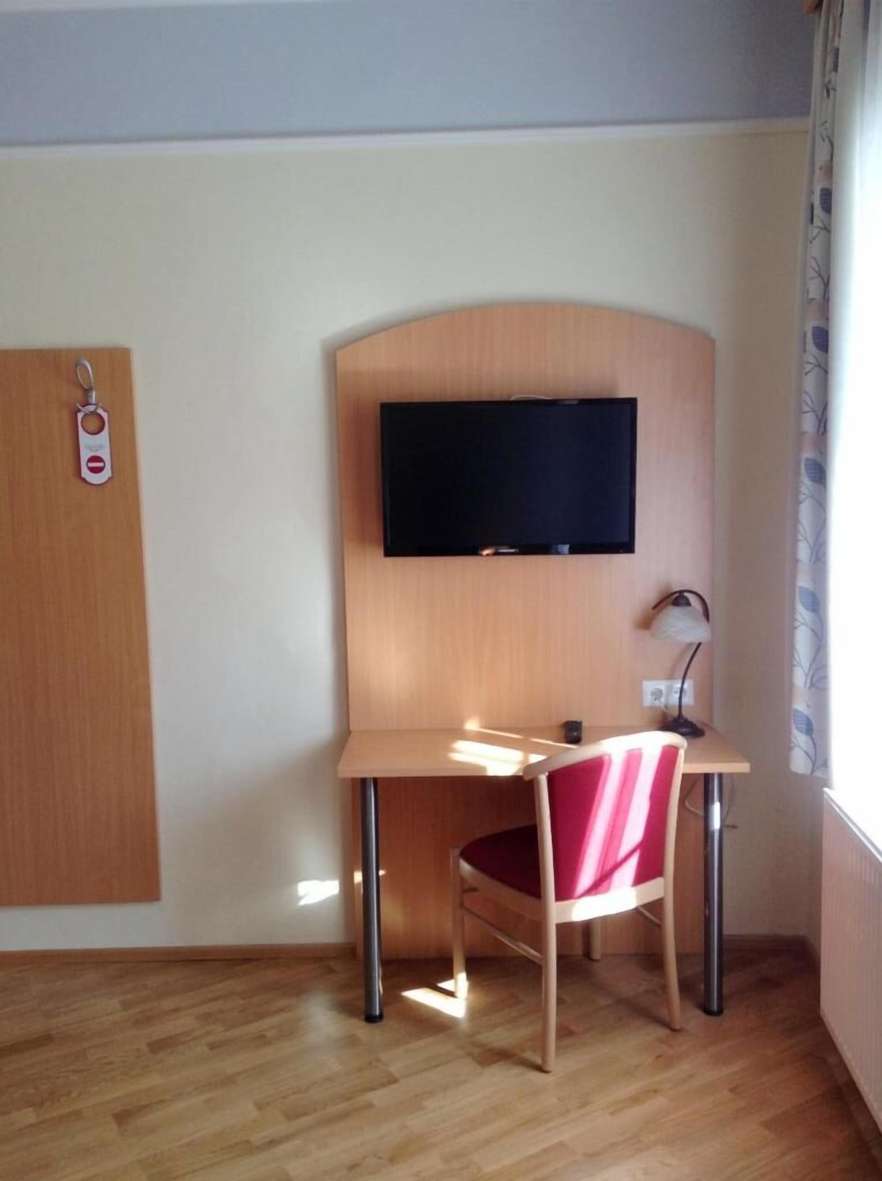 rollaway beds, free wifi