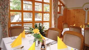 Tägliches inbegriffenes Frühstücksbuffet