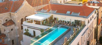 Five Seas by Inwood Hotels