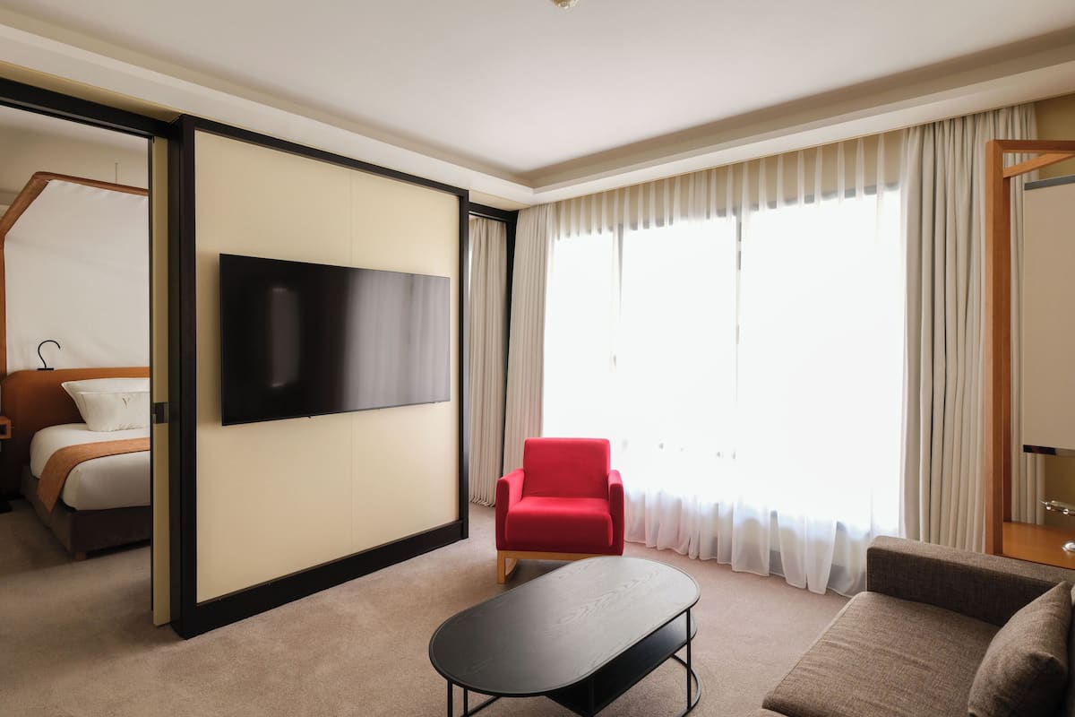 Five Style Suite