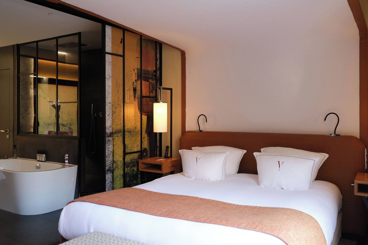 terrace suite | premium bedding, free minibar, in-room safe, individually decorated