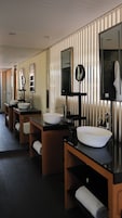 Panoramic-Suite, Terrasse | Badezimmer
