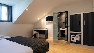 Chambre Triple | 1 chambre, minibar, coffres-forts dans les chambres
