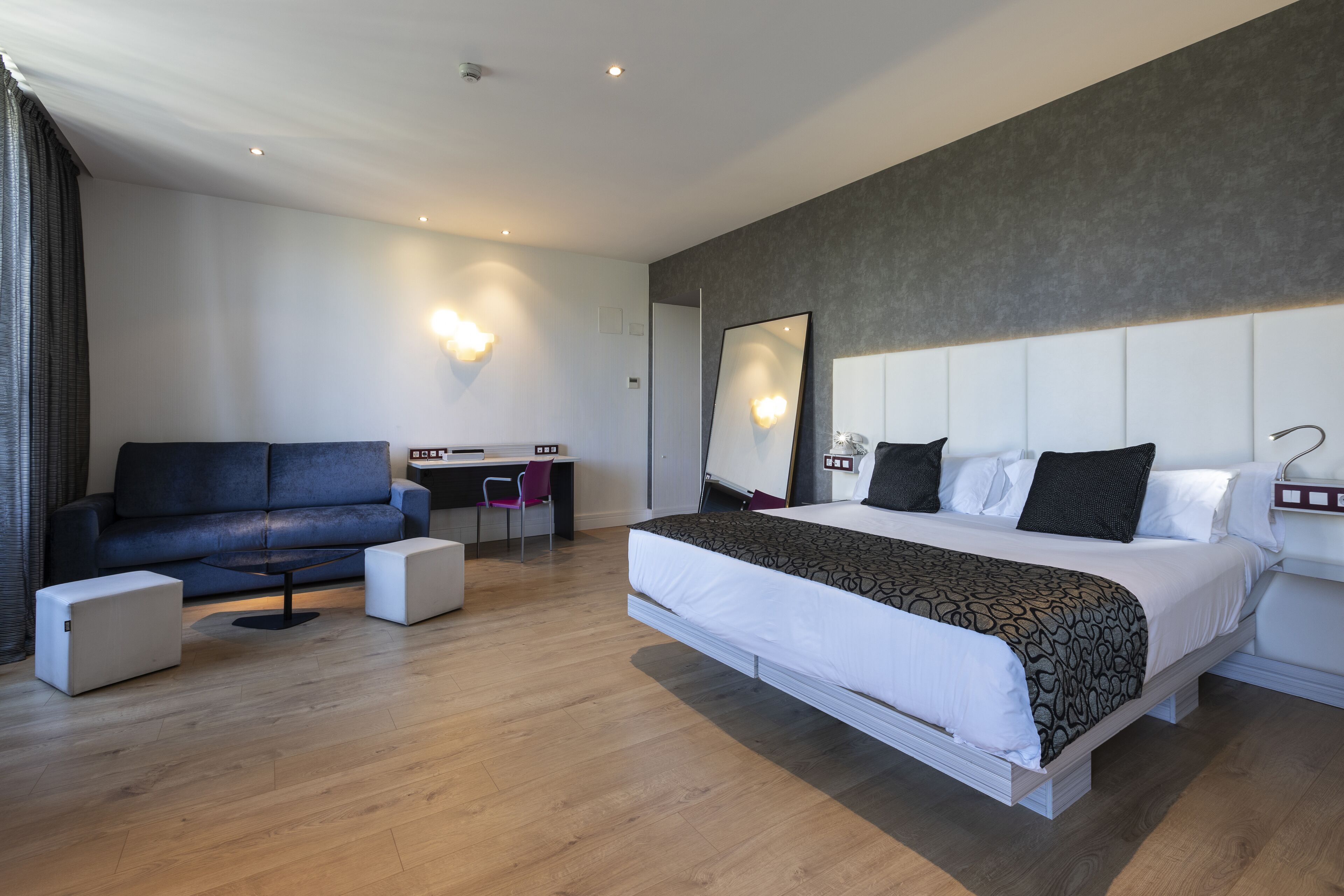 Photo - Petit Palace Santa Bárbara