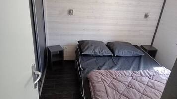 2 chambres, rideaux occultants, chambres insonorisées