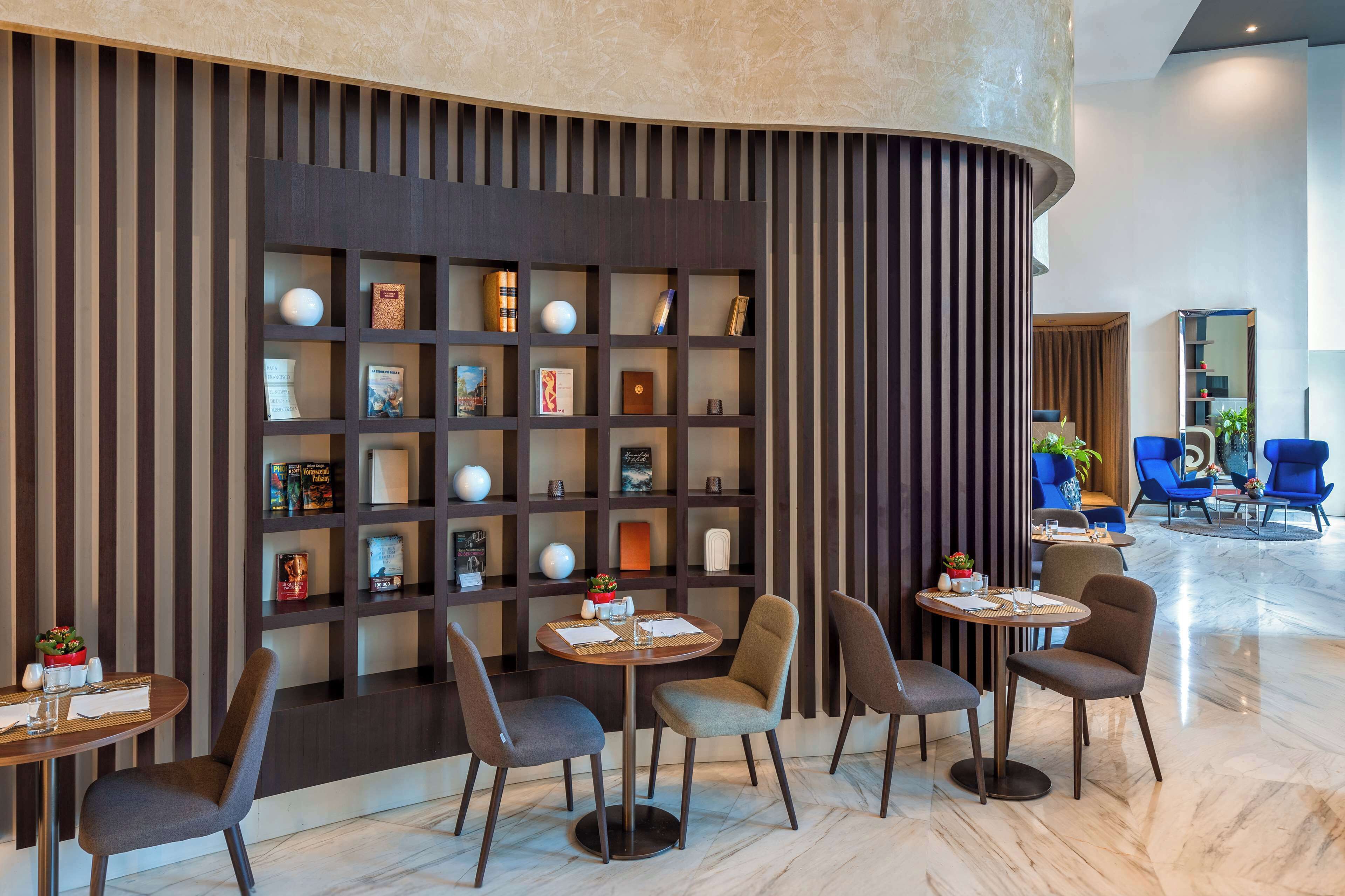 daily continental breakfast for a fee