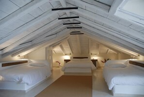 Literie de qualité supérieure, coffres-forts dans les chambres