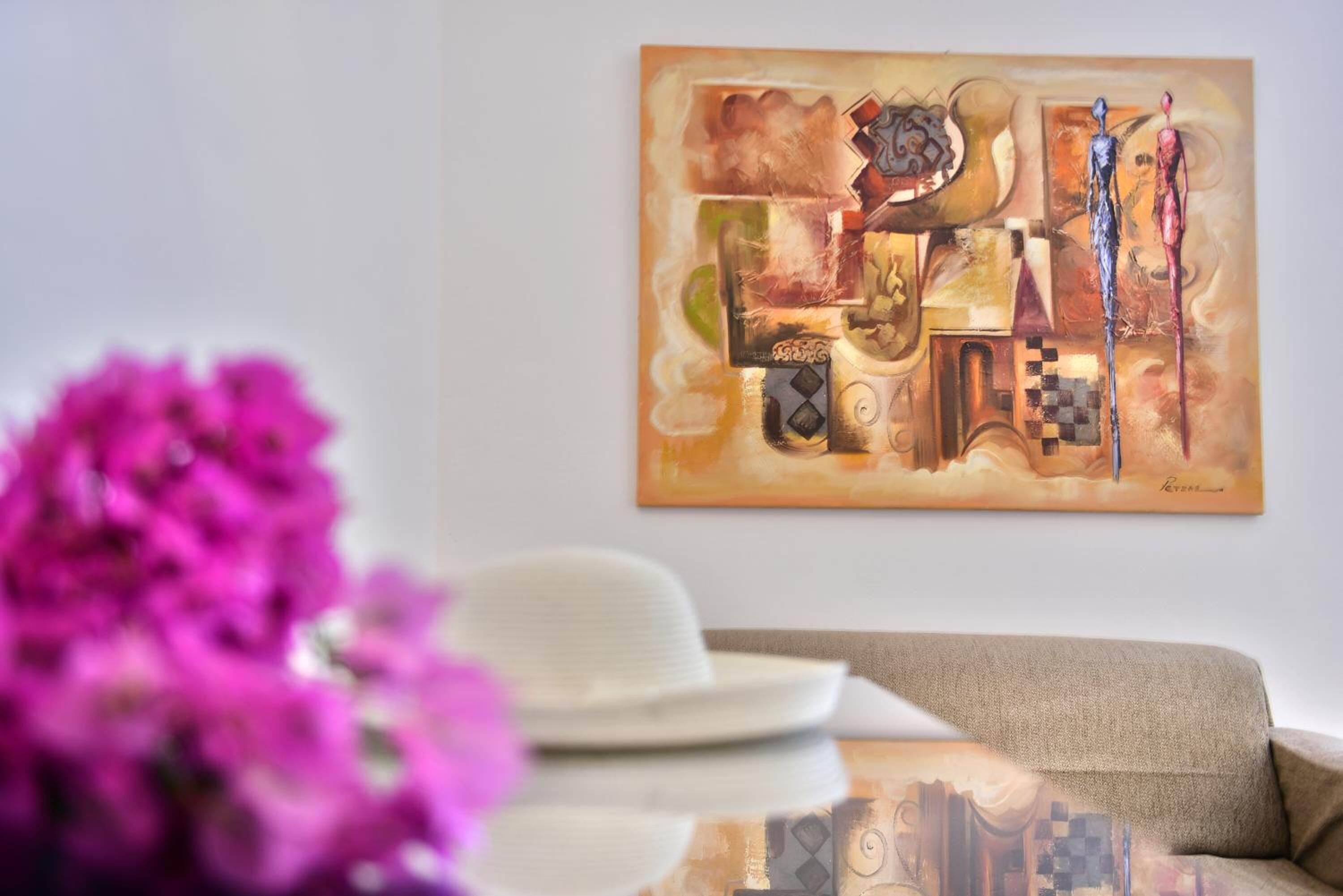 24-cm lcd tv with satellite channels, tv