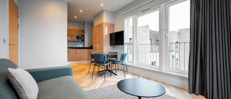 Standard Apartment, 2 Bedrooms (sleeps 6) | 1 bedroom, blackout curtains, iron/ironing board, free WiFi