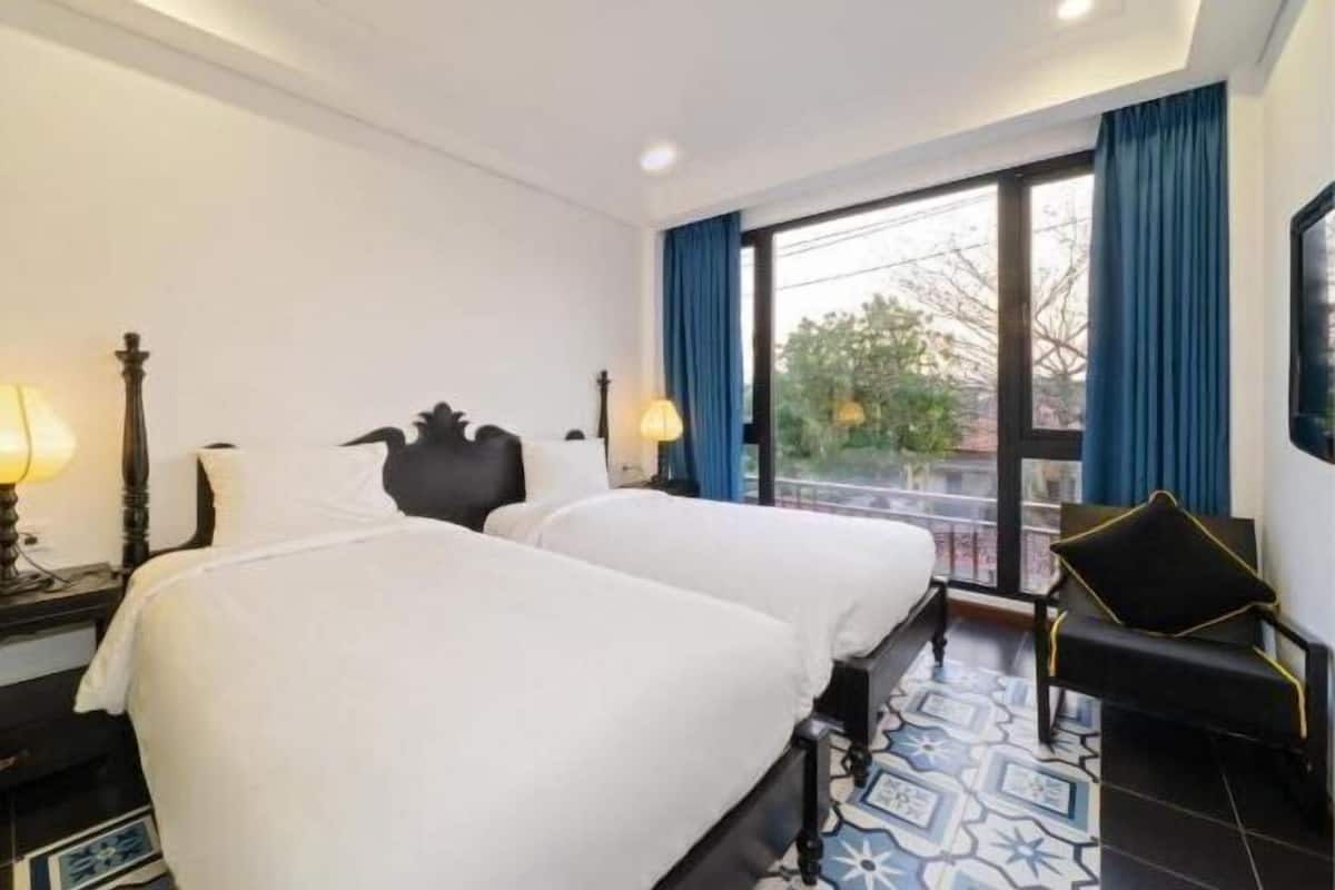 Premium-sengetøj, dundyner, senge med madrasser af memory foam, minibar