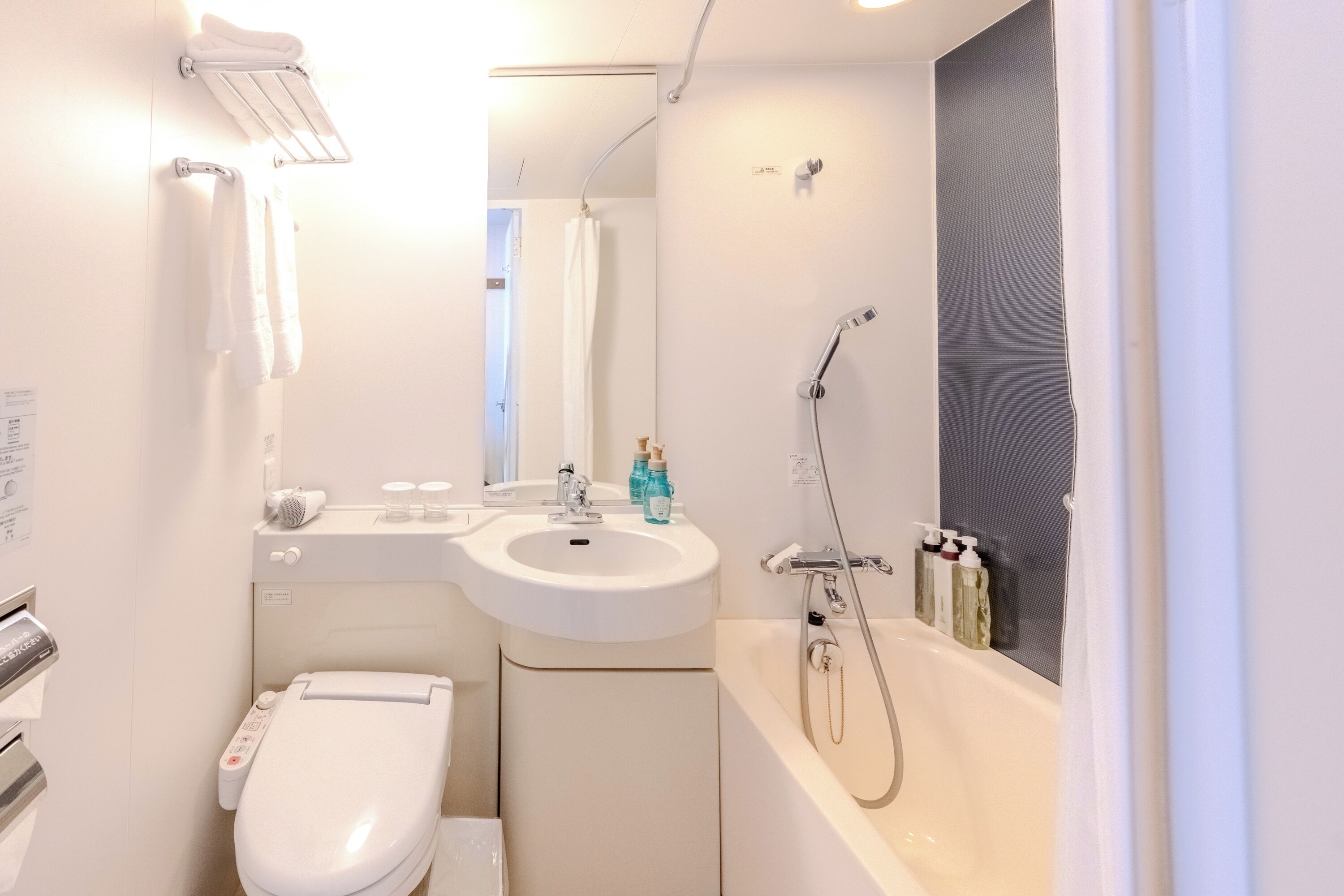 Ensemble douche/baignoire, douche hydromassante