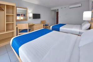1 bedroom, desk, iron/ironing board, free WiFi
