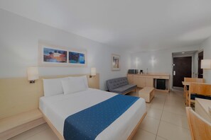 Desk, iron/ironing board, free WiFi - City Express by Marriott Minatitlan (Minatitlán)