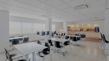 Desayuno buffet incluido todos los días