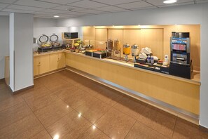 Free daily buffet breakfast 