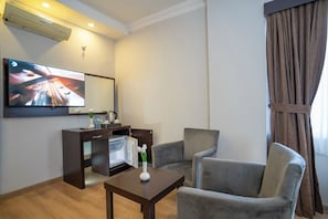 LCD TV
