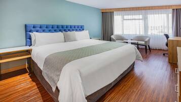 Ropa de cama de alta calidad y minibar