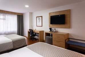 SÀngtillbehör av högsta kvalitet och minibar